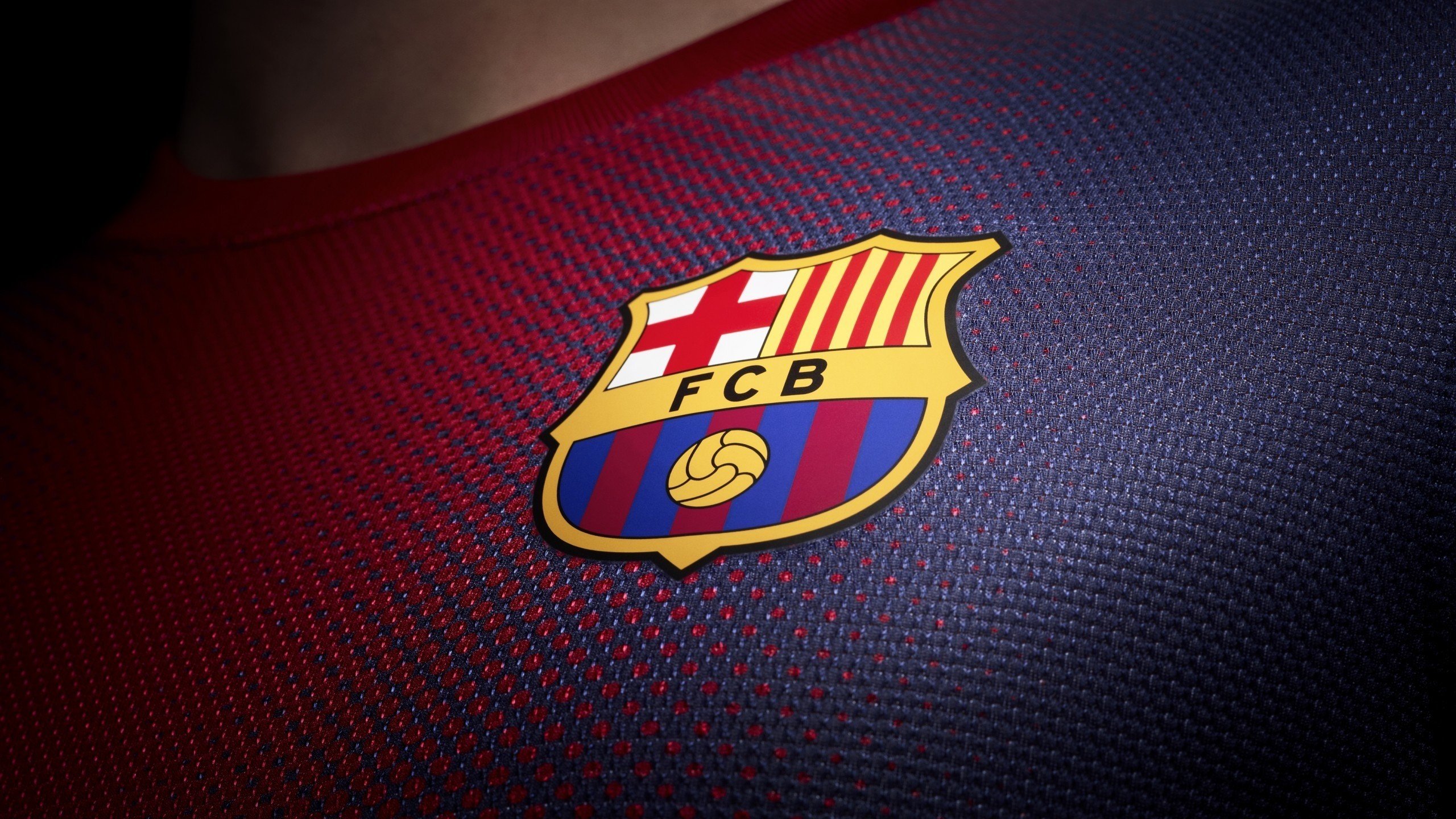 热血半决赛！乌拉圭绝杀塞尔维亚，迪亚斯天神下凡一战封神